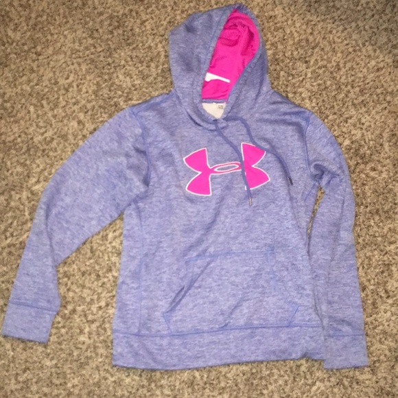 Under Armour Tops - Sweatshirt